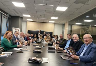 Les partenaires des Gastronomades se félicitent d'avoir fait la chasse aux revendeurs et de ne garder que des artisans et des producteurs. A l'image du nouveau slogan de la Chambre d'agriculture de Charente, affiché tout cet été dans les marchés de producteurs de pays : "C'est celui qui produit, qui vend". 