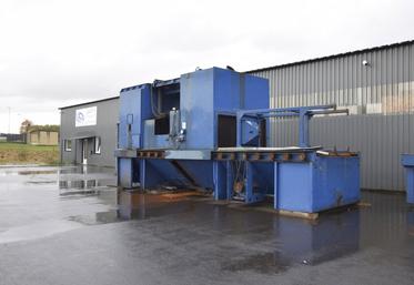 AMC16 fabrique et se charge du refit de machines industrielles de plusieurs mètres de haut et de long.