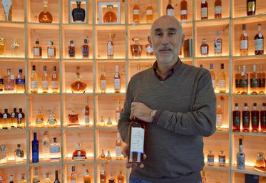 La Grande Cave de Jacques Soulat compte une centaine de références.