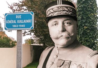 Aujourd'hui, une rue de Bourgneuf rappelle les origines novibourgeoises du général Guillaumat.