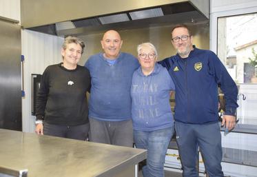 De gauche à droite : Cécile Maudet, Jean-Marie Maudet, Babeth Vilneau et Kévin Faudry.