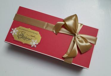 Ma p'tites boîtes surprises est installée à Lussac-les-Châteaux. Ici une boîte "calendrier de l'avent".