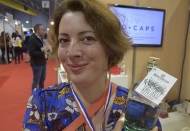 Virginie Drahonnet a. remporté le Spiripack d'or 2025 avec son concept ID-Caps.