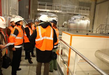 La chaufferie valorise des résidus issus d'exploitation forestière dans un rayon de 100 km.