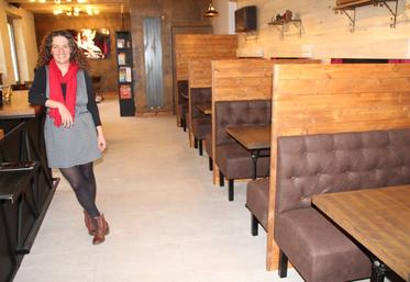 Catherine Herrero a passé un CAP cuisine pour proposer une cuisine "faite maison", salée et sucrée. Elle a à cœur de privilégier les producteurs locaux.