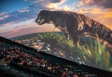 C'est un T.Rex qui s'invite désormais sur le grand écran du pavillon Omnimax.