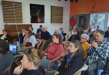 La Confédération Paysanne 16 compte 52 membres syndiqués.
