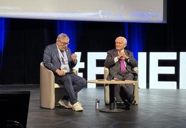 Philippe Largeau a évoqué de nombreux sujets agricoles et internationaux avec Jean-Pierre Raffarin.