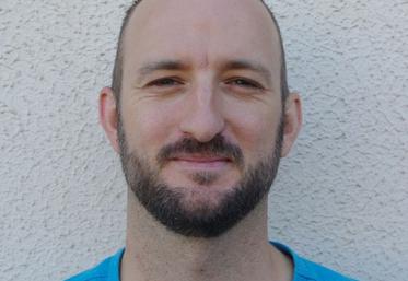 Julien Mudet, formateur en français et éducation socio-culturelle sur le campus des Sicaudières.