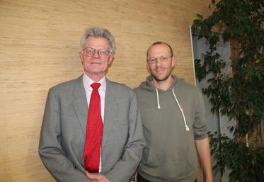 Neil MacLeod dirige l'entreprise Idemeca à Nouaillé-Maupertuis et Benoît Lelaure est président de l'Association des acteurs économiques de Nouaillé-Maupertuis (Adaen).