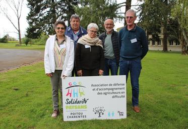 Les bénévoles de Solidarité Paysans Poitou-Charentes ont accompagné 278 dossiers d'agriculteurs en 2025.