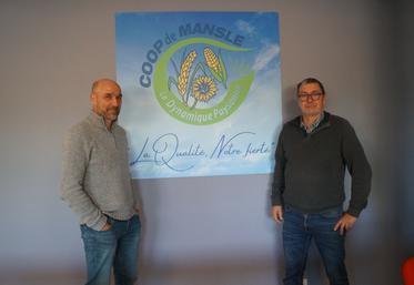 Sébastien Joubert, nouveau président de la Coop de Mansle et Stéphane Dulac, directeur par intérim