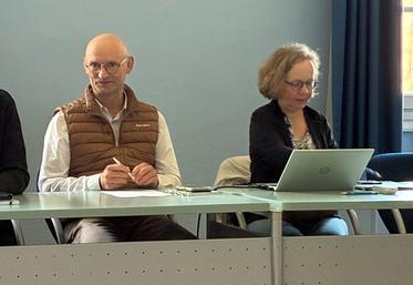 Samuel Hérault, président de l'Anicap Nouvelle-Aquitaine, et Géraldine Verdier, animatrice, ont présenté les activités et chiffres de la structure régionale.