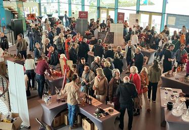 Le public nombreux a pu découvrir la diversité des pineaux et de leurs usages pendant deux jours.