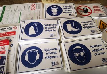 Les exploitations agricoles ont l'obligation d'afficher les consignes de sécurité dès qu'elles comptent au moins un salarié.