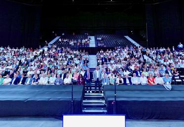 Plus de 1 200 élus ont participé à la journée.
