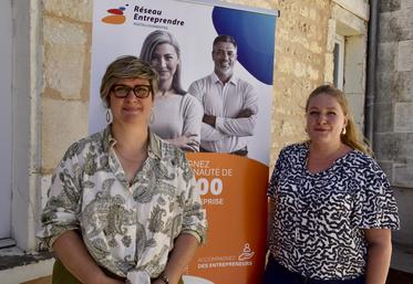 Stéphanie Vétu et Justine Tardif, présidente et directrice du Réseau Entreprendre Poitou-Charentes.