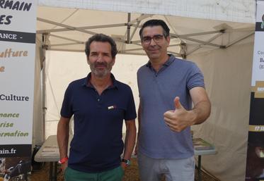 Franck Devort et Christophe Richard se réjouissent de la dynamique des MFR du département, où le millier d'apprenants devrait à nouveau être atteint cette année.