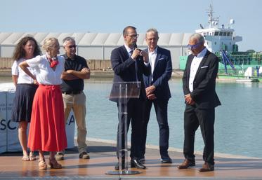 « On ne pourra pas réindustrialiser, on ne pourra pas s'adapter au changement climatique, on ne pourra pas gagner des gages de souveraineté sans les outils portuaires », a assuré Rémi Justinien, conseiller régional et maire de Tonnay-Charente.