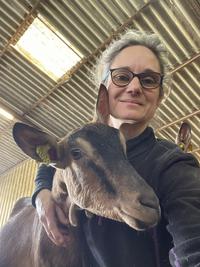 <em class="placeholder">Aline Amart, éleveuse de chèvres en Dordogne </em>