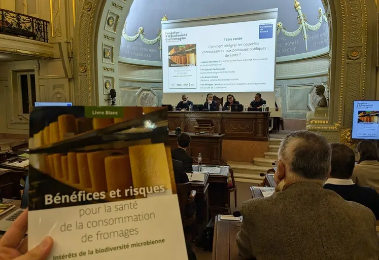 <em class="placeholder">Présentation du livre blanc à l’Académie de médecine de Paris le 14 octobre 2024</em>