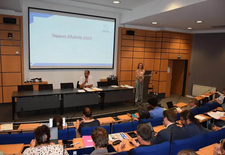 <em class="placeholder">Assemblée générale de l&#039;Anicap le 17 juin à la Maison du lait à Paris</em>
