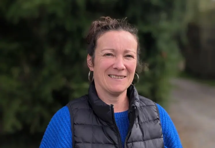 <em class="placeholder">Helena Chatri, éleveuse de 200 chèvres dans les Deux-Sèvres</em>