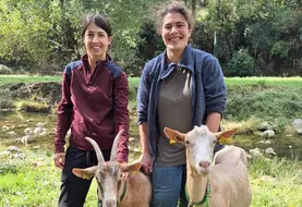 Amandine, Laetitia Chauchard et deux chèvres