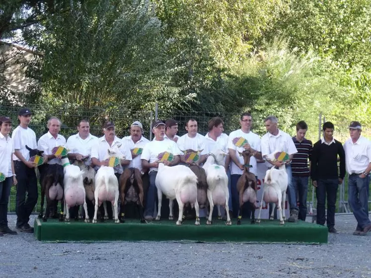 L'équipe d'éleveurs participants