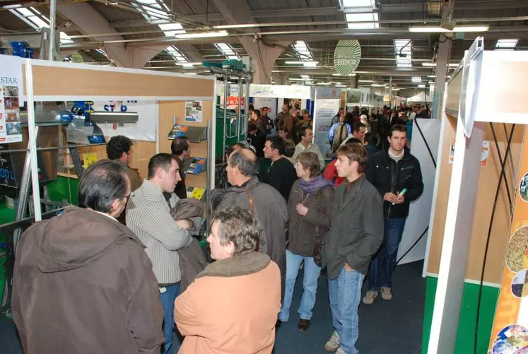 Cette année, un deuxième bâtiment accueillera les exposants institutionnels.