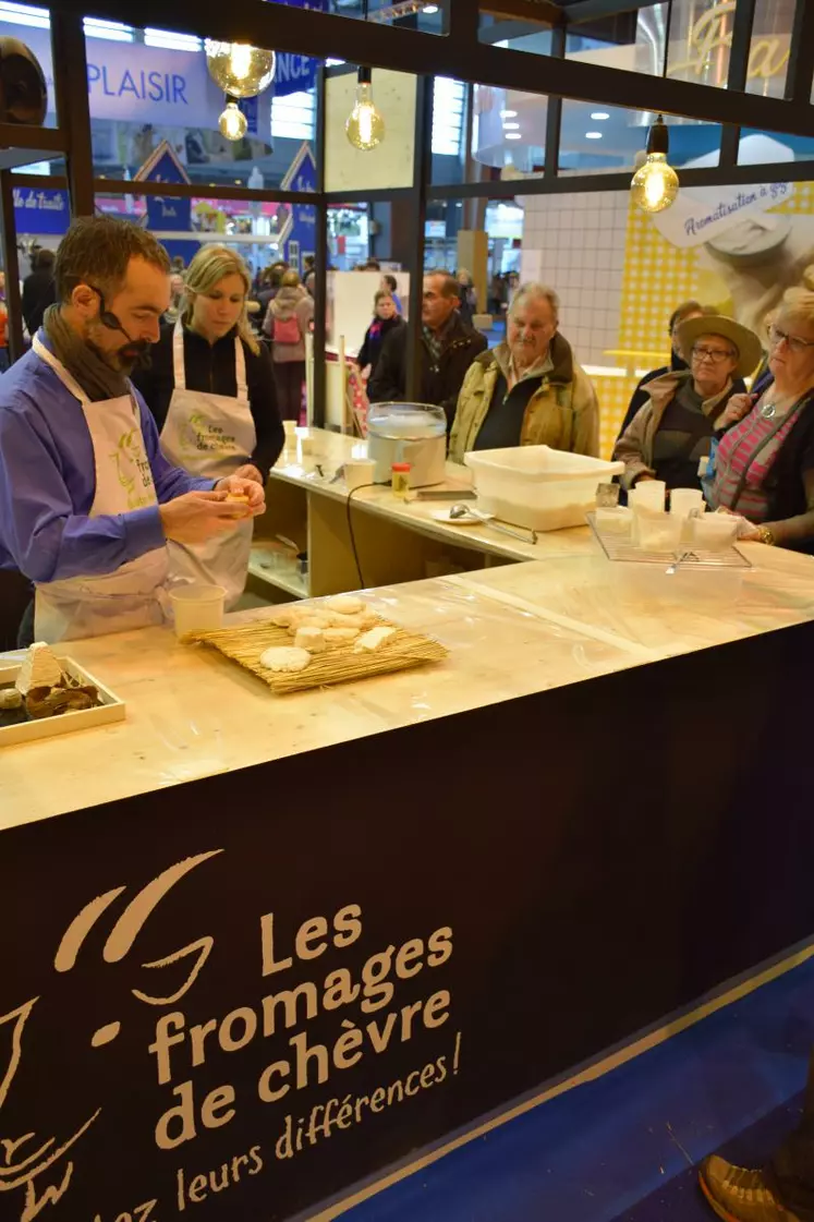 Podium du concours de jugement des chèvres par les jeunes