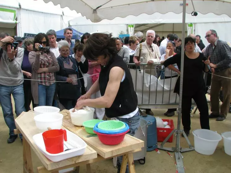 Plus de 10 000 visiteurs ont profité du beau temps et des nombreuses animations pour retrouver les fromages de traditions corses.