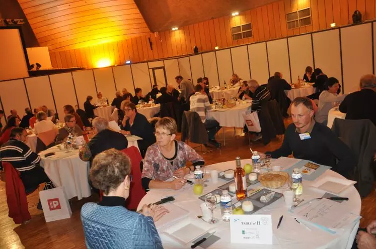 Succès pour le premier concours international des fromages et des produits laitiers de chèvre de Capr'Inov.