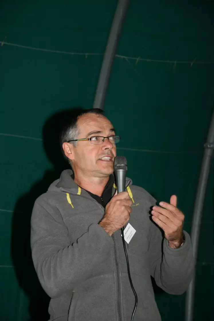 Alain Pommaret de la station caprine du Pradel a présenté les résultats sur les refus dans l'alimentation fourragère des chèvres.