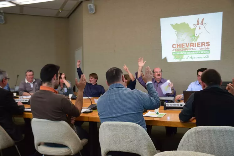 Les syndicats caprins de la première région caprine de France sont désormais unis sous la bannière « Chevriers d’Aquitaine-Limousin-Poitou-Charentes-Vendée – Fédération régionale caprine ». © D. Hardy