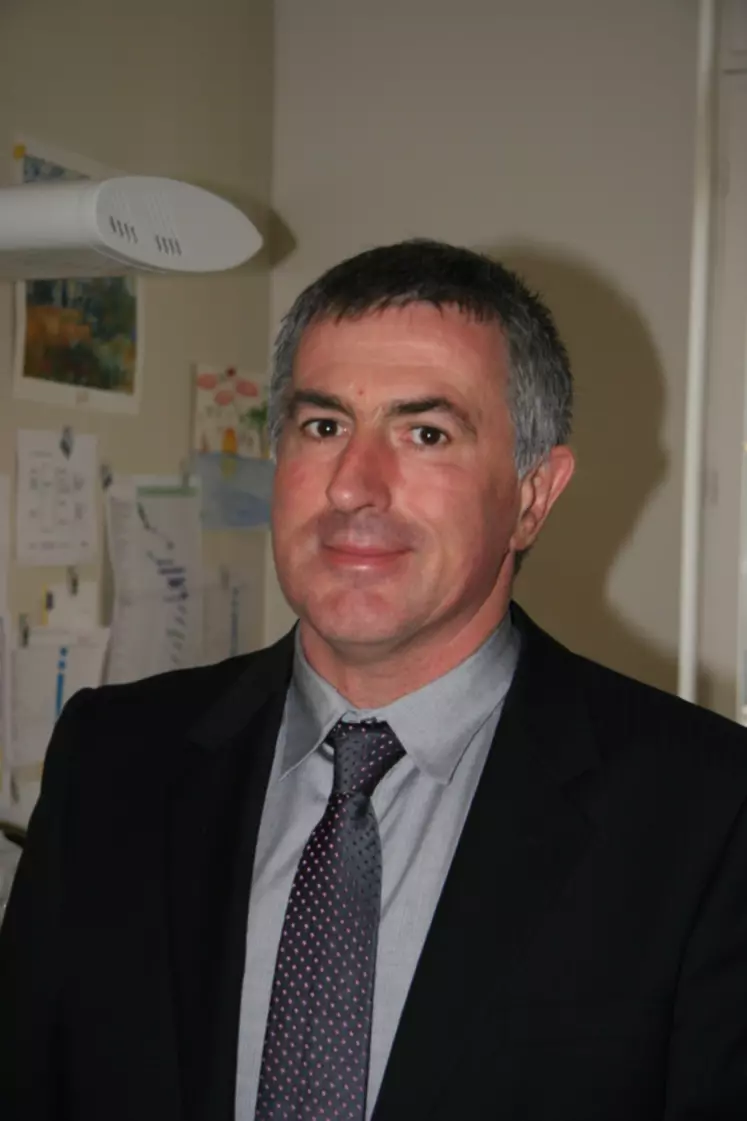 Dominique Chambon, le président du Cnaol, a rappelé la bonne image dont jouissaient les AOP fromagères auprès des consommateurs et la nécessité de se pencher sur les attentes sociétales pour conserver cet atout. © D. Hardy
