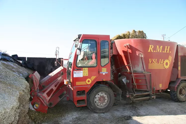 Les rations mélangés contiennent en moyenne plus de cinq aliments. © D. Hardy