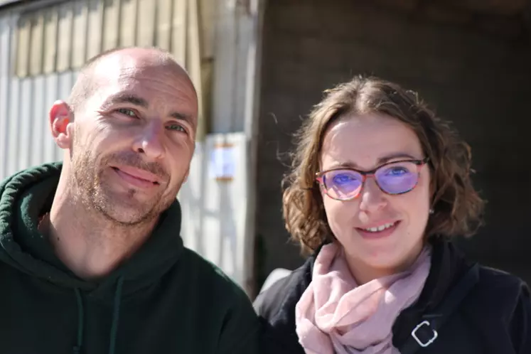 Fabien et Céline Bondu, éleveurs de 300 chèvres en Loire Atlantique