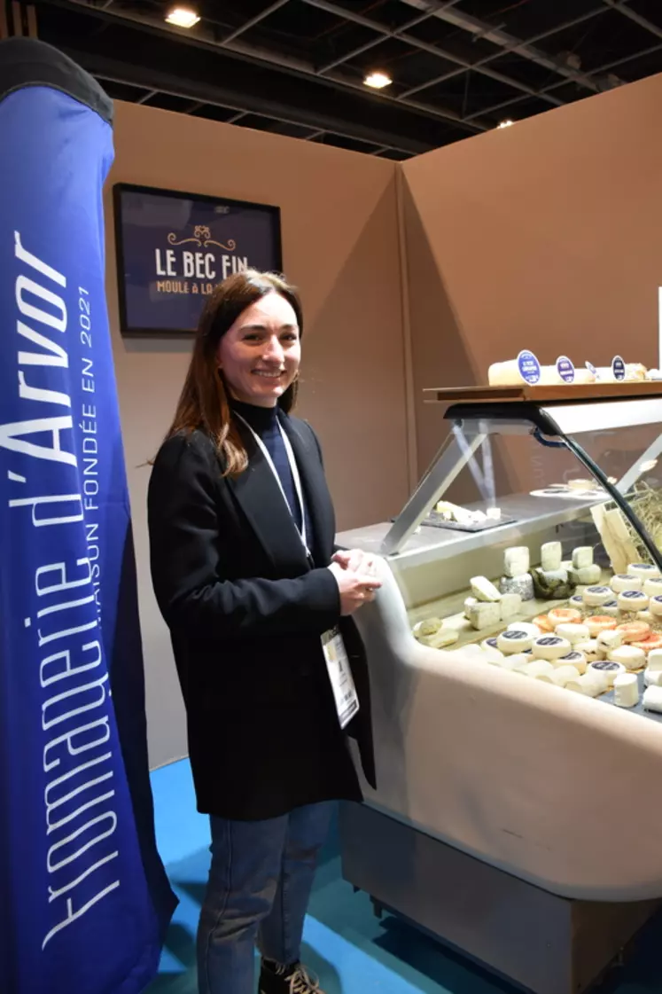 Juliette Lesca a créé la fromagerie de l'Arvor il y a quelques mois et est venue présentée ses produits au salon du fromage et des produits laitiers.