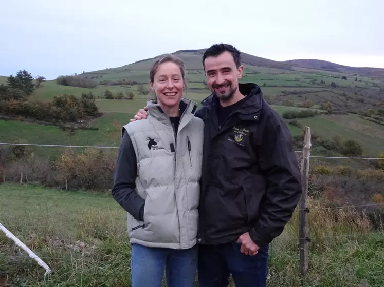 Marine et David Chataignon sont à la tête de la ferme du Moulin des chartreux, au cœur du parc naturel régional du Pilat.