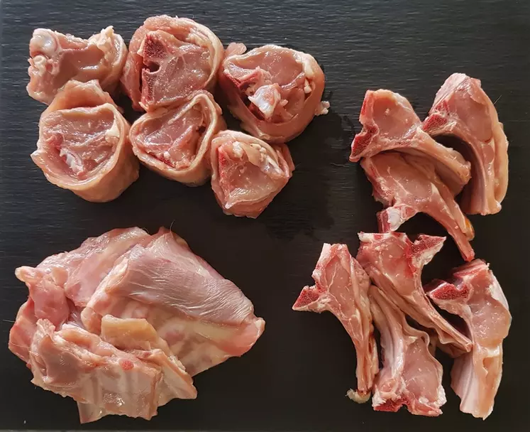 Viande de chevreau découpée