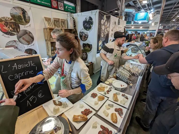 Stand des fromages de chèvre de Nouvelle-Aquitaine au Salon de l'agriculture