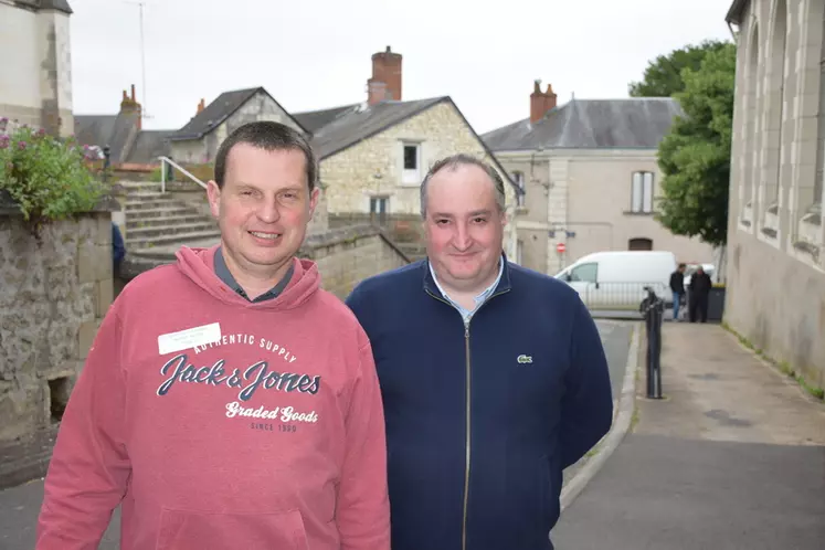 Jean-Philippe Bonnefoy, fromager fermier et vice-président de la Fnec, et Christophe Chassard, chercheur à l’Inrae,
