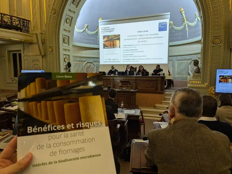 <em class="placeholder">Présentation du livre blanc à l’Académie de médecine de Paris le 14 octobre 2024</em>