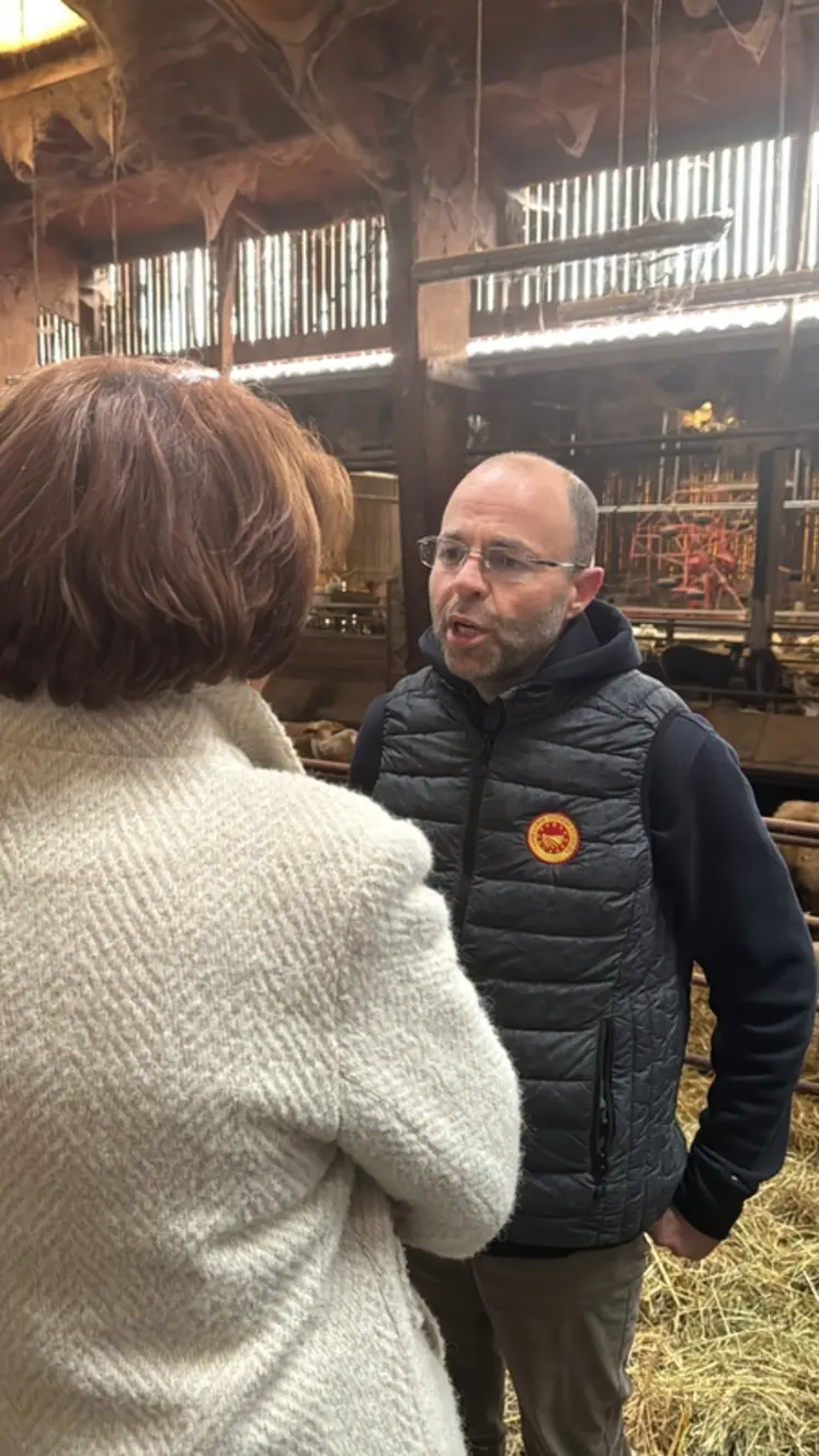 <em class="placeholder">Visite d’Annie Genevard, ministre de l’Agriculture et de la Souveraineté alimentaire, chez Sébastien Chaize, fromager fermier.</em>