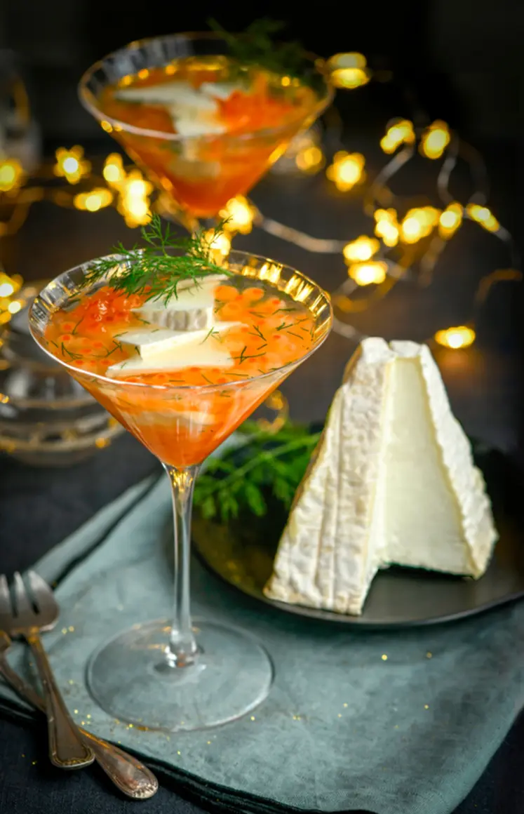 <em class="placeholder">Aspic de pouligny-saint-pierre au champagne et œufs de saumon</em>