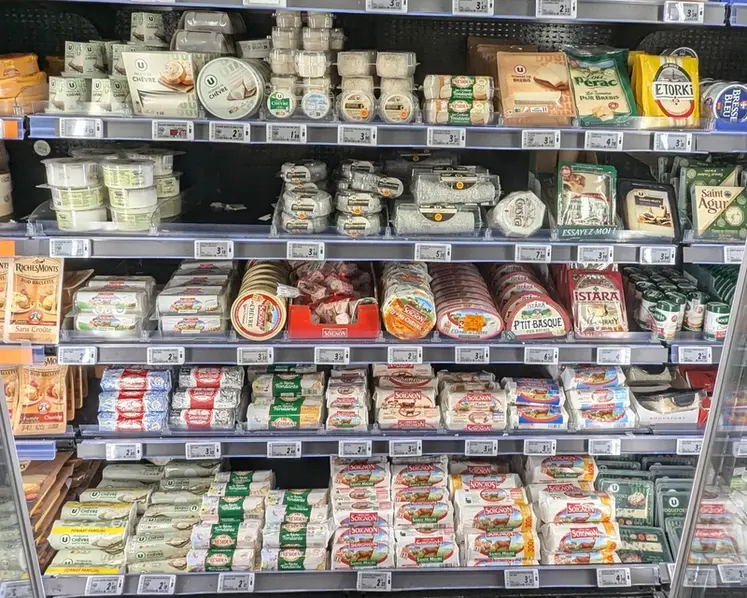 <em class="placeholder">Rayon fromage de chèvre</em>