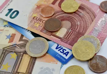 Les aides de l'Etat peuvent atteindre 1 500 euros et celles des régions 5 000 euros. © Pixnio