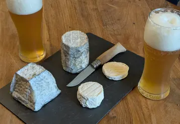 <em class="placeholder">Fromages de chèvre et bière</em>