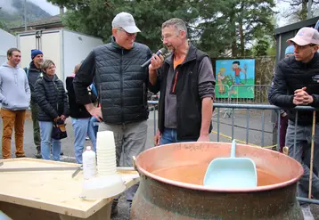 Printemps des chèvres à Faverges